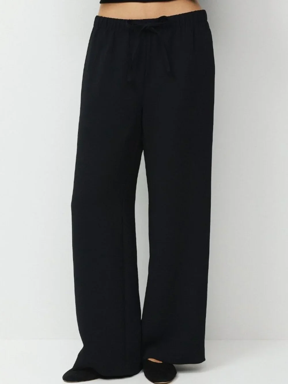 NWT: Aritzia The Lodge Pant - Crepette